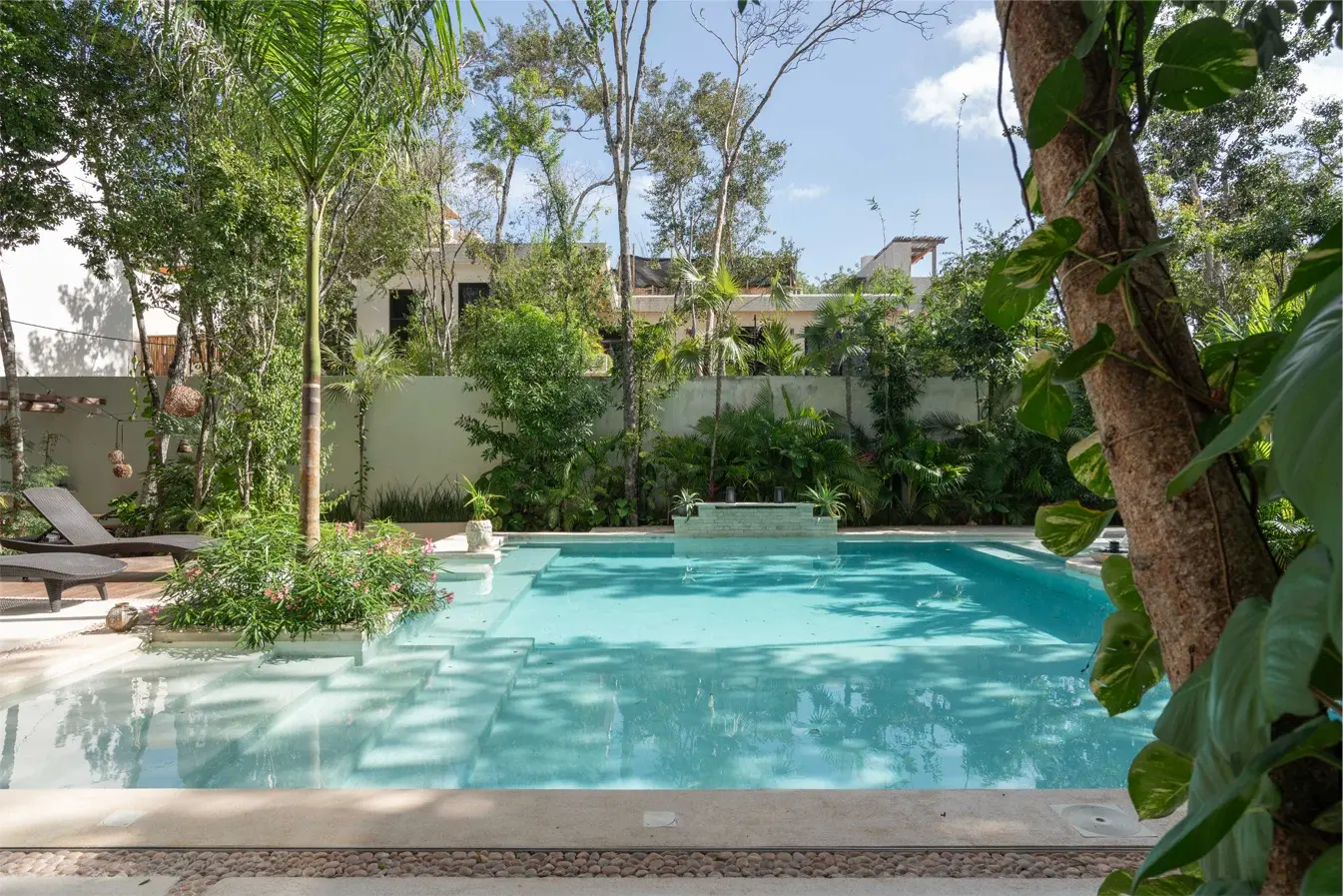 pool-and-exterior-facilities